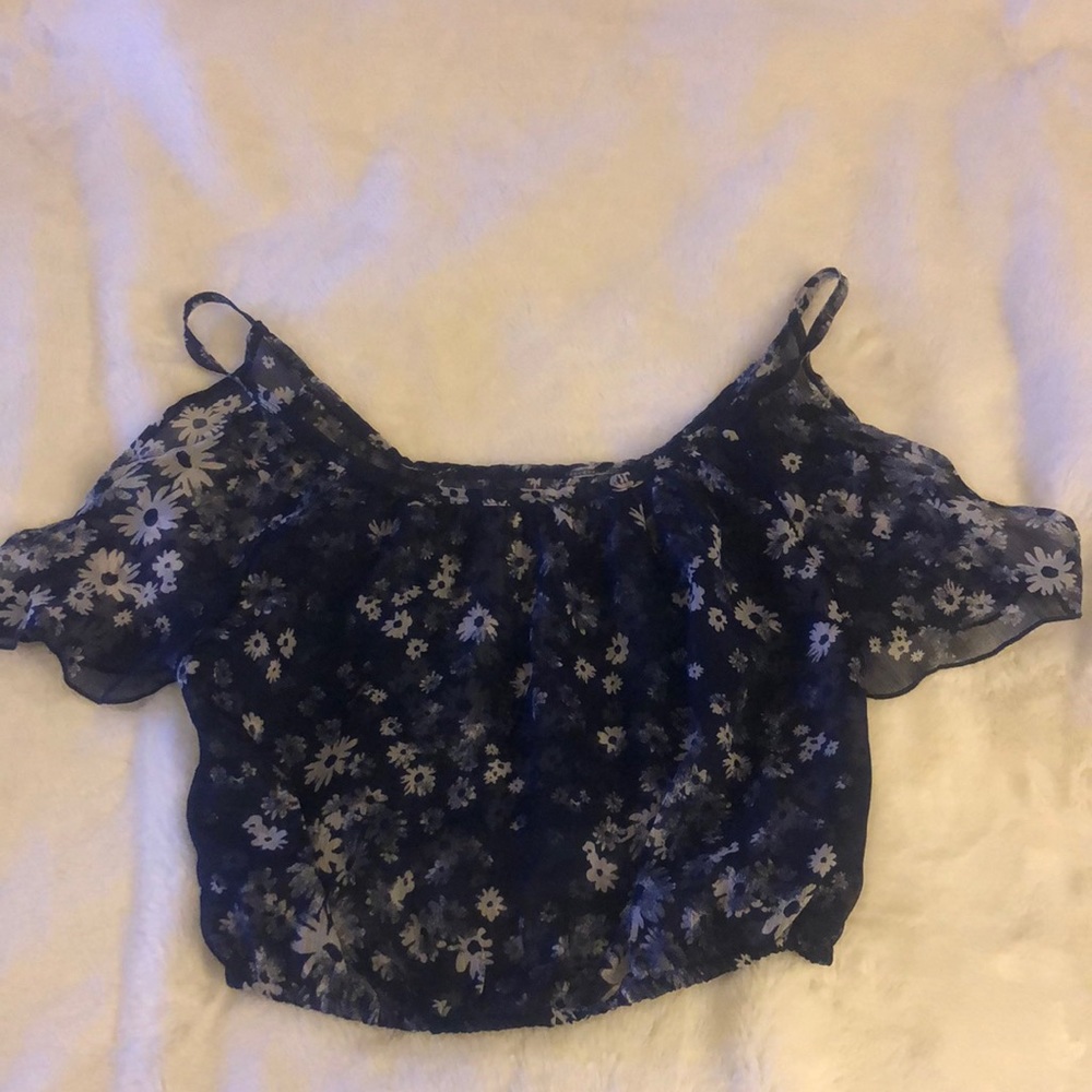 NWOT Hollister blue and white CropTop Size Medium